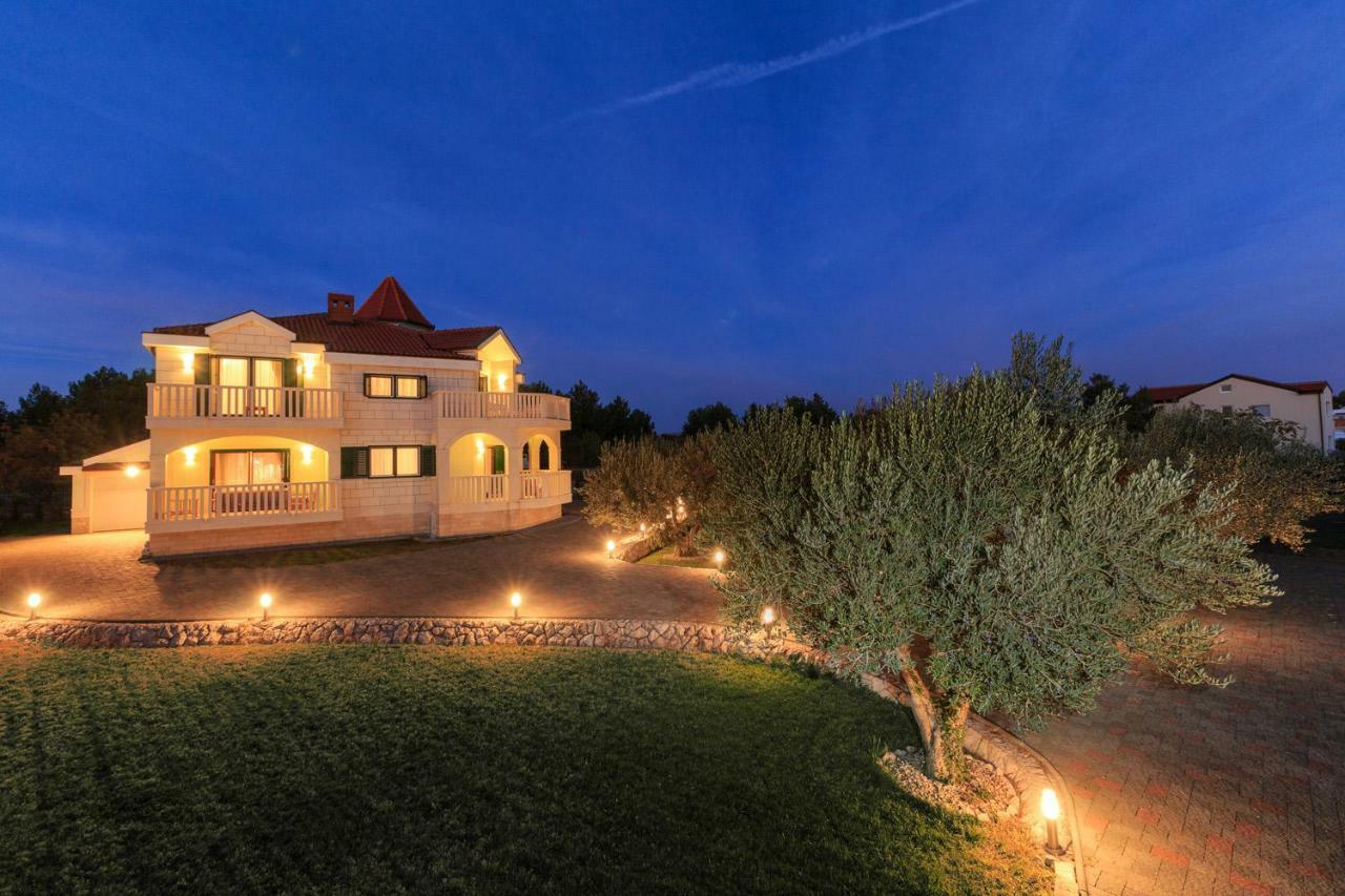Villa Dream Srima Exterior foto
