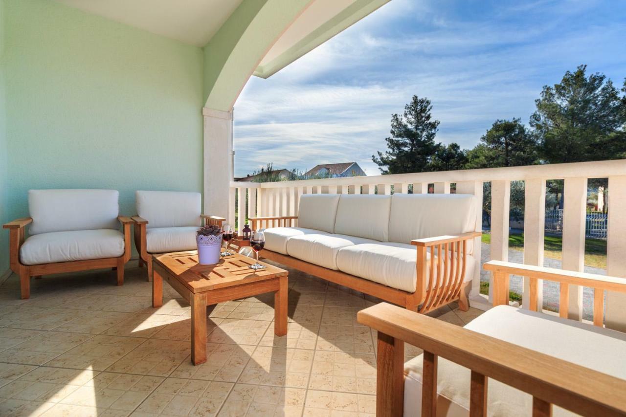 Villa Dream Srima Exterior foto